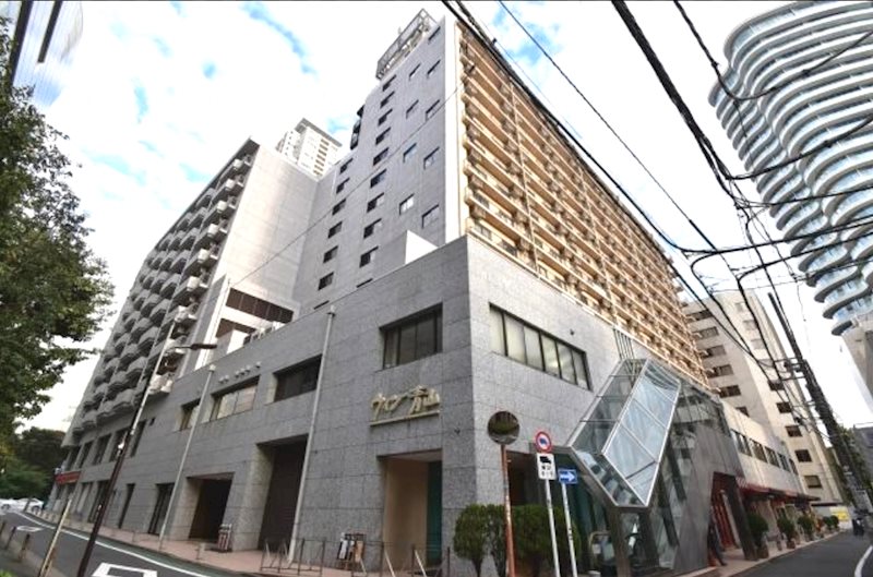 ウィン青山 青山一丁目駅近くの【ウィン青山】の外観です。