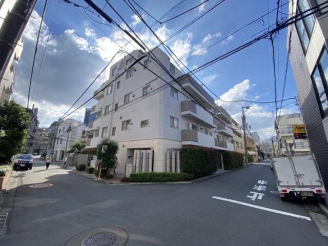 「Kist原宿（キスト原宿）」千駄ヶ谷三丁目にある、南西向きの陽当り良好の賃貸マンション！