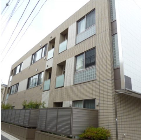 「表参道レジデンス」室内小型犬1匹迄相談可能!神宮前3丁目、南東向きの2LDK!