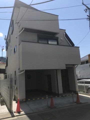 「神宮前五丁目戸建」ファミリー向けの4SLDK物件!駐車場2台付き!