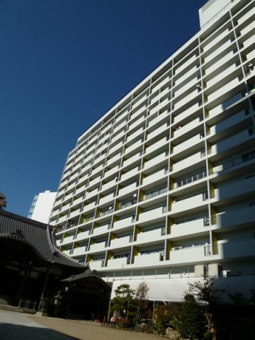 「神宮前コーポラス」明治通り沿い!2月末退去予定!内見可能な事務所物件!