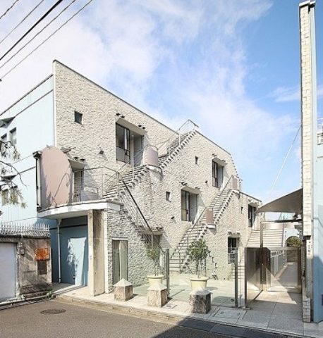 「スカーラ神宮前」単身者・学生・SOHOにお勧めデザーナーズ1K!!