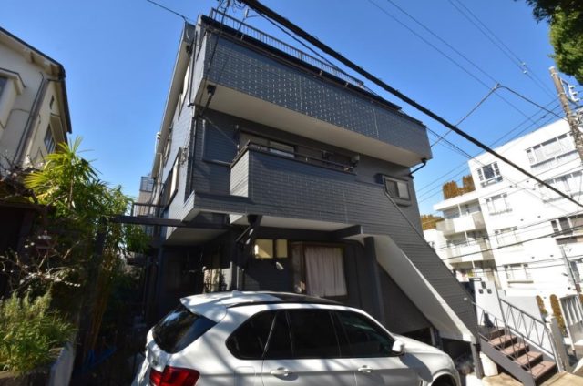 「シェ・スワ原宿台」神宮前の閑静・交通至便な好立地!三方角部屋につき日照・通風良好なファミリー向け物件!
