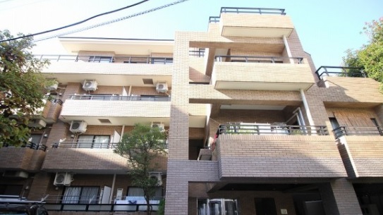 「ドエル神宮前」神宮前2丁目、事務所可!住居1Rをご紹介!