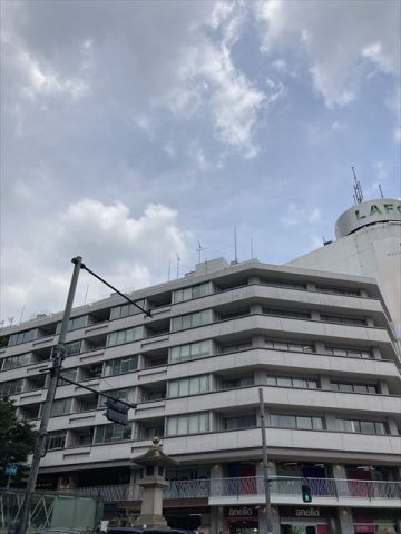 「グリーンファンタジア」暑い夏の通勤にも便利で嬉しい!駅近オフィスをご紹介致します!