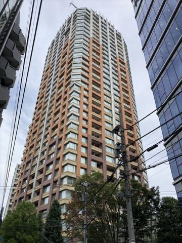 「青山パークタワー」ハイステータスを賃貸で！！三井不動産の冠マンションをご紹介☆