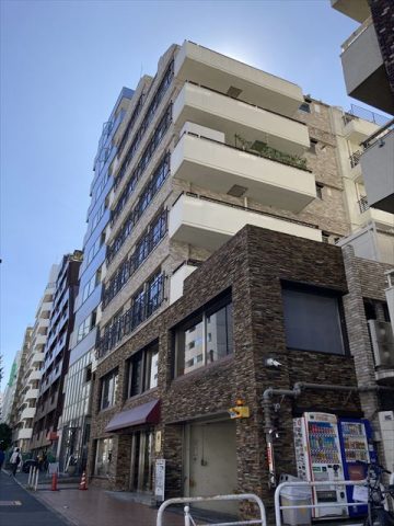 「第25宮庭マンション」原宿駅徒歩10分、ベランダ付きオフィスをご紹介☆