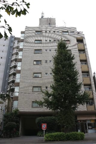 「原宿タウンホーム」明治通り沿い・千駄谷小学校交差点にある当社管理物件の事務所物件をご紹介☆彡
