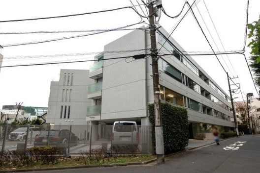 「クエストコート原宿」原宿駅が最寄り!ペット飼育可能な1LDKの物件をご紹介☆