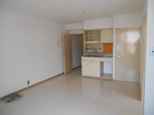 常盤松ロイアルハイツ 他のお部屋の内装になります。