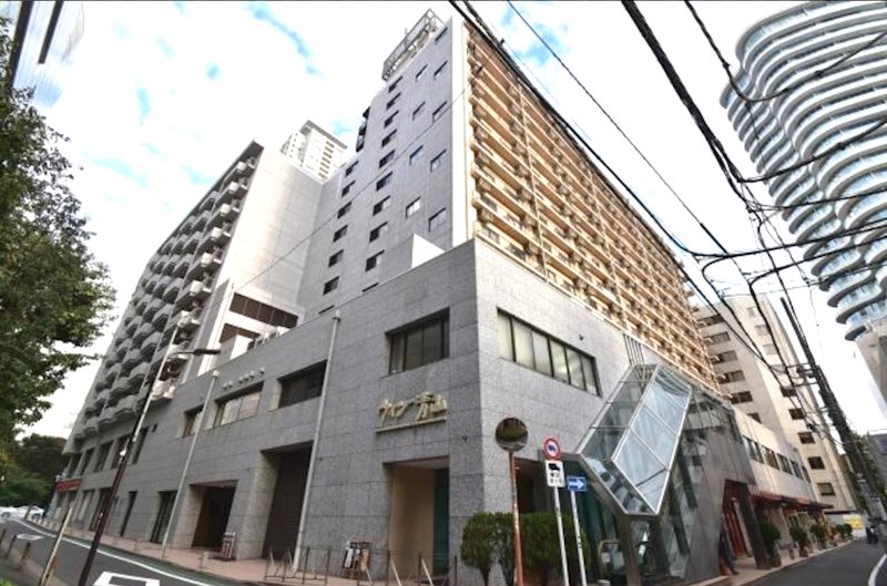 ウィン青山 青山一丁目駅近くの【ウィン青山】の外観です。