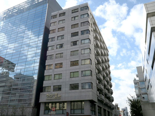 ウィン青山 【都会の利便性を享受しながらも、落ち着いた快適な環境で生活したい方や、効率的な働き方を追求する方にとって、理想的なワンルーム物件をご紹介☆彡】