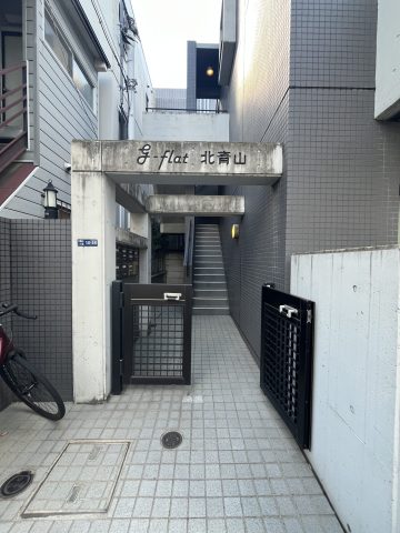 「Gフラット北青山」心アクセス抜群!「使いやすい正方形」がビジネスを広げる物件をご紹介☆彡