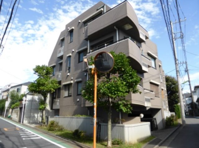 【アンソレイエ・サンク】駐車場付・ゆとりの２ＬＤＫ角部屋マンションをご紹介☆彡