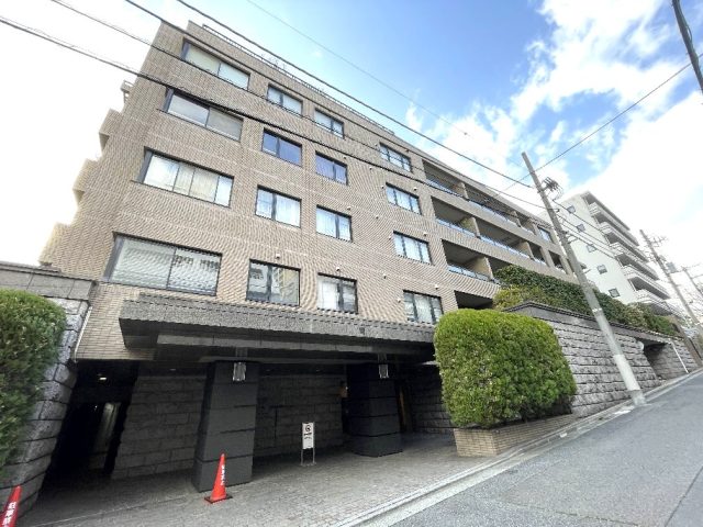 【ディアナガーデン神宮前】原宿・表参道を日常に。静穏と上質が調和する神宮前レジデンスをご紹介☆彡